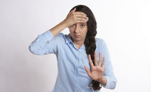 Pakaian lusuh (Foto: Pixabay )