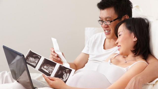 Ibu hamil dan suami. (Foto: Thinkstock)