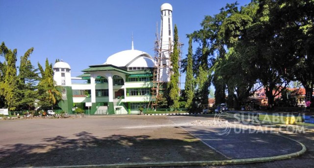 Masih Layak Tapi Dibongkar, Penataan Taman Alun-alun Palabuhanratu Dikritik Warga