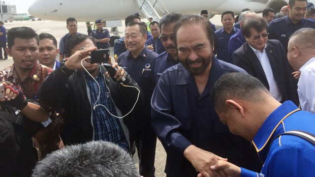 Surya Paloh temu kader di Kepulauan Riau (Foto: Luthfan Darmawan/kumparan)