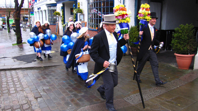 Festival Hocktide. (Foto: Flickr/Chris Hutchinson)