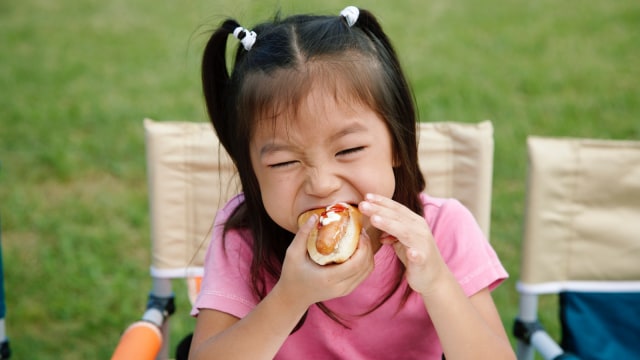 Ilustrasi anak mengemut. (Foto: Thinkstock)