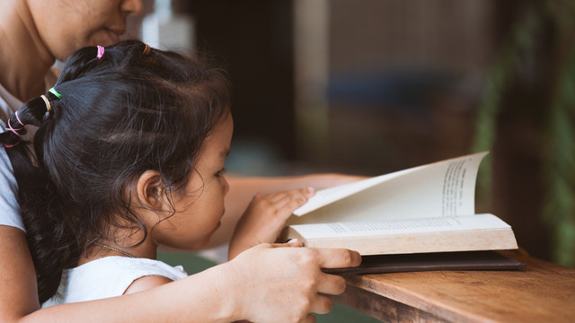 Ilustrasi anak membaca. (Foto: Thinkstock)