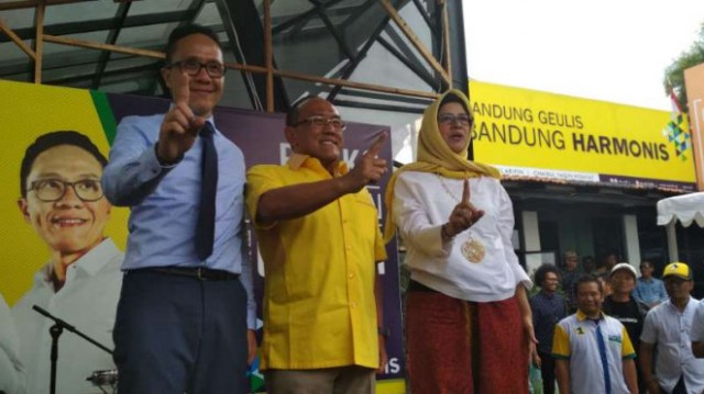 Aburizal Bakrie Percaya Kualitas dan Integritas Nurul-Rulli Untuk Pimpin Bandung