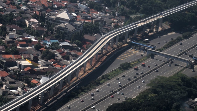 Proyek LRT di Jakarta (Foto: Aditia Noviansyah/kumparan)