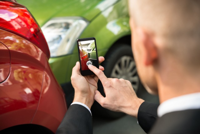 Pertimbangan Terbaik Untuk Mengatasi Klaim Asuransi Mobil