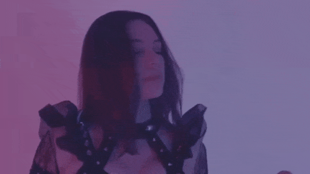 Video klip 'Up Up n Away' milik Shae (Foto: Instagram @shae_official)