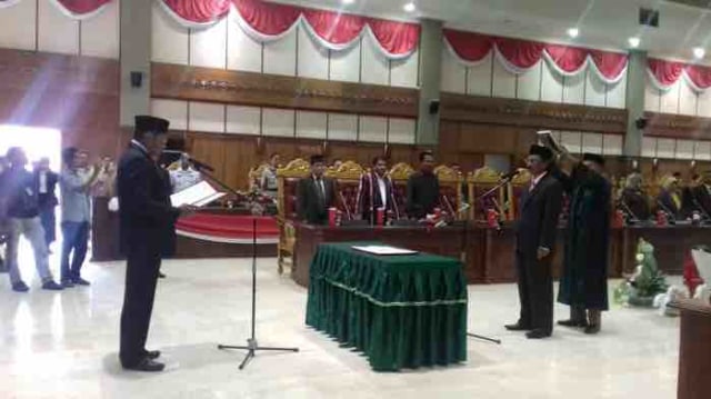 Anggota DPRD Maluku Pengganti Antar Waktu Dilantik