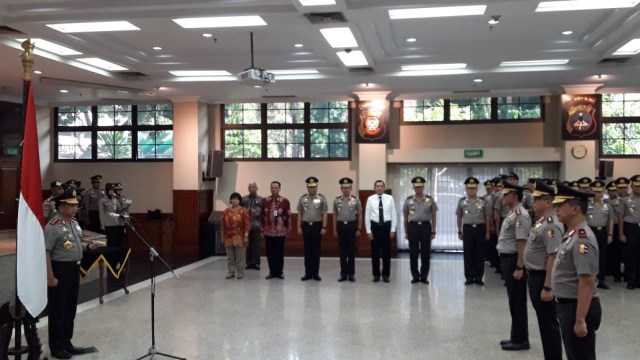 Upacara kenaikan pangkat perwira tinggi Polri. (Foto: Fadjar Hadi/kumparan)