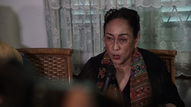 Konfrensi pers Sukmawati Soekarnoputri. (Foto: Garin Gustavian Irawan/kumparan)