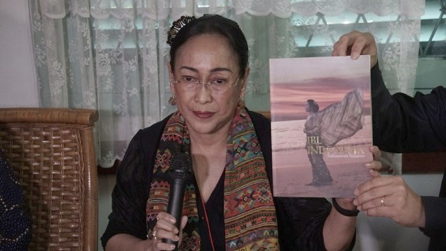 Konfrensi pers Sukmawati Soekarnoputri. (Foto: Garin Gustavian Irawan/kumparan)