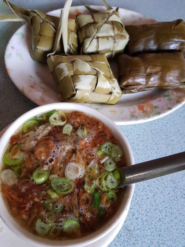 'Coto Makassar Daeng Memang' Menjaga Orisinalitas RasaTradisional Makassar Sejak 1992 (1)