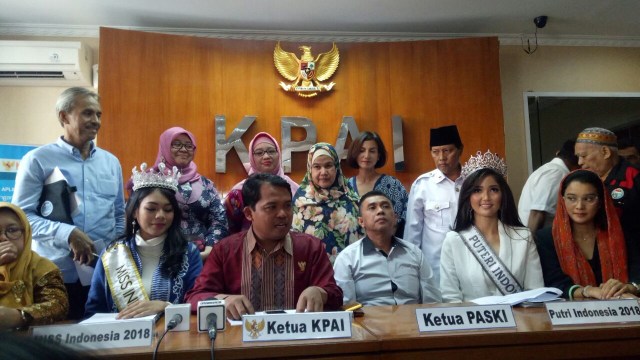 Konpers KPAI bersama para artis (Foto: Bardjan/kumparan)