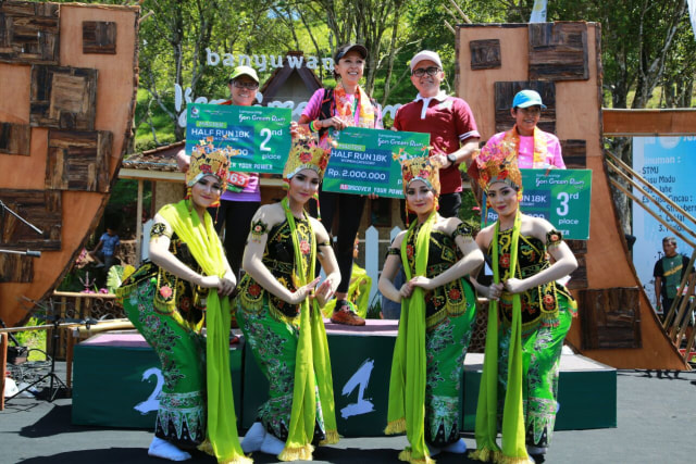 com-Podium Banyuwangi Ijen Green Run (Foto: Pemkab Banyuwangi)