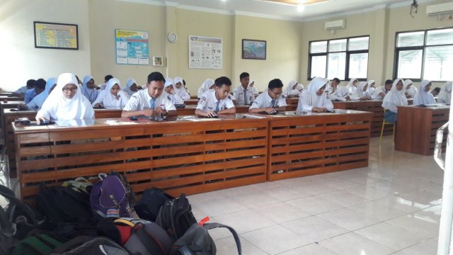 3 SMA di Brebes Nebeng UNBK di Sekolah Lain (1)