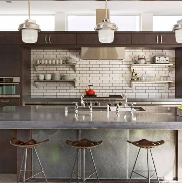 10 Desain Mini Bar Seru yang Bisa Bikin Kamu Lebih Bahagia! (1)