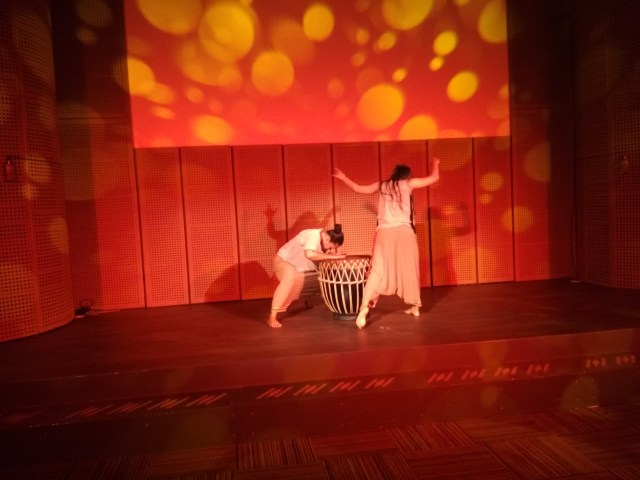 Dibalik Layar Pentas Tari “Sangketo Wanita”  by Nan Jombang Dance (3)