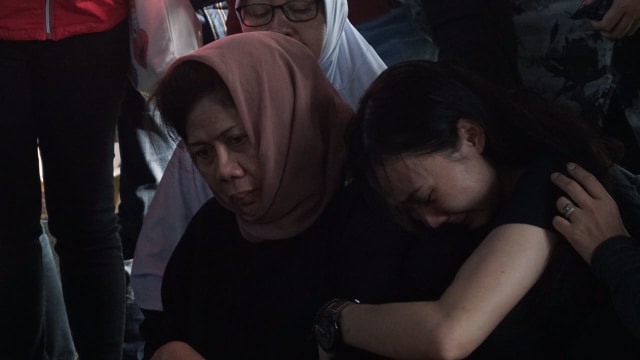 Suasana pemakaman Andika 'Kerispatih'. (Foto: Fitra Andrianto/kumparan)