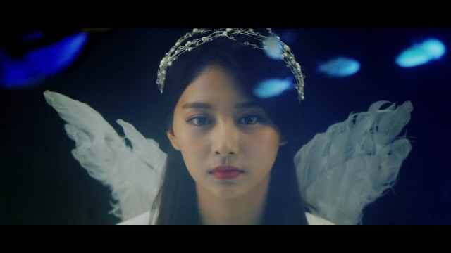 Twice ' 'What Is Love?' (Foto: YouTube @jypentertainment)