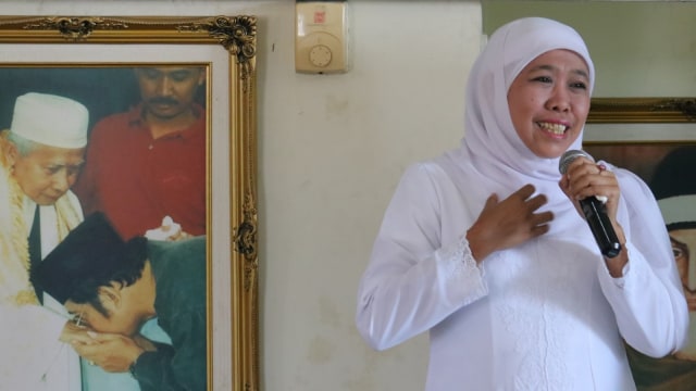 Khofifah Indar Parawansa, Ketua Muslimat NU dan Gubernur Jawa Timur terpilih. (Foto: ANTARA FOTO/Didik Suhartono)