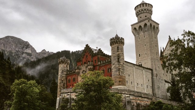 Kastil Neuschwanstein: Inspirasi Dongeng Anak Karya Walt Disney