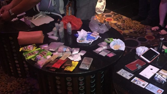 Barang Bukti Penggerebekan Sense Karaoke. (Foto: Fachrul Irwinsyah/kumparan)