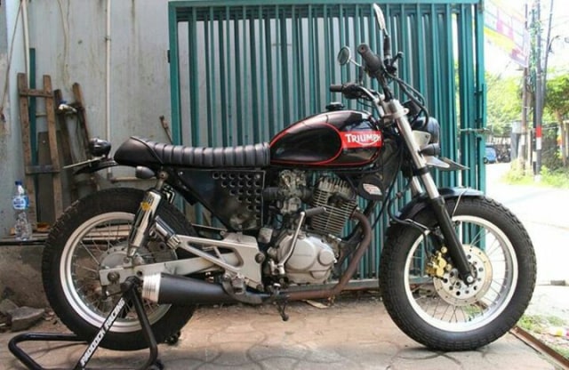 Honda Tiger bergaya Jap Tracker (Foto: dok. Central Classic Custom)