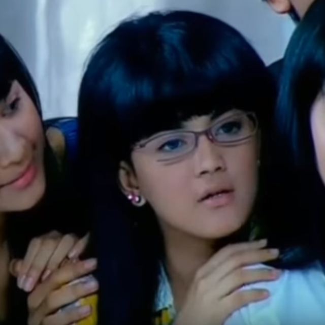 Tania Putri di Sinetron 'Kepompong' (Foto: dok YouTube Setia Basuki)