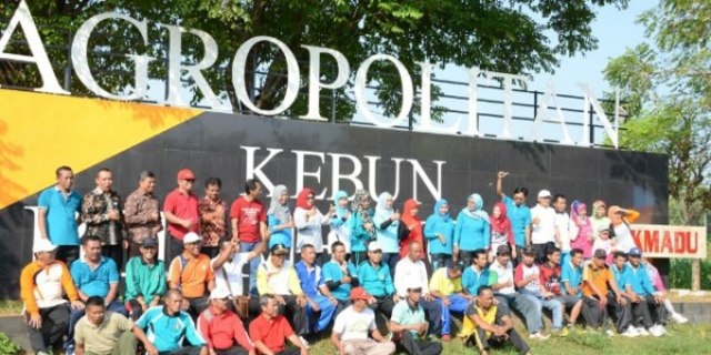 Serunya Berwisata di Agropolitan Belimbing Tasikmadu Tuban
