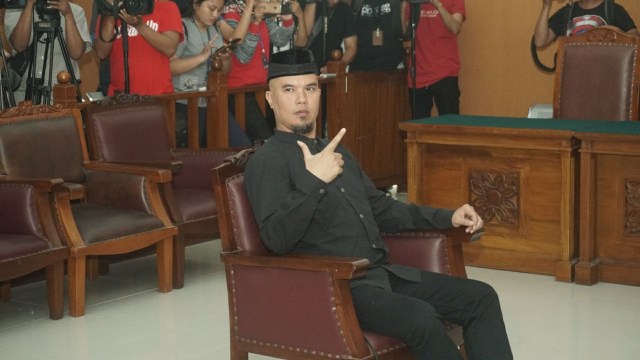 Sidang Perdana Ahmad Dhani di Pengadilan Negeri Jakarta Selatan. (Foto: Garin Gustavian/kumparan)