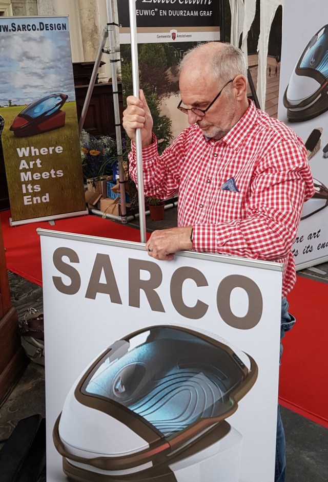 Sarco, Mesin Bunuh Diri  (Foto: Twitter @philipnitschke)