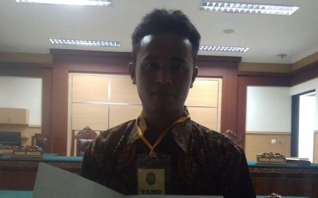 Pria Ini Tak Tahan Diejek karena Namanya: Kentut