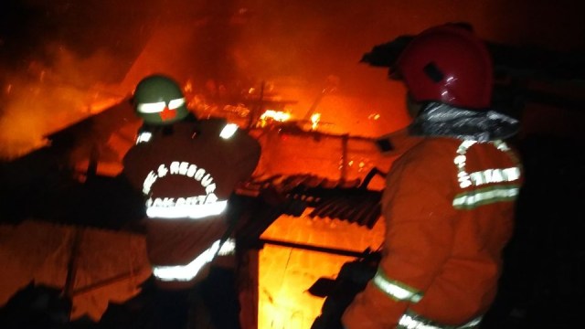 Kebakaran di Cijantung. (Foto: Dok. Istimewa)