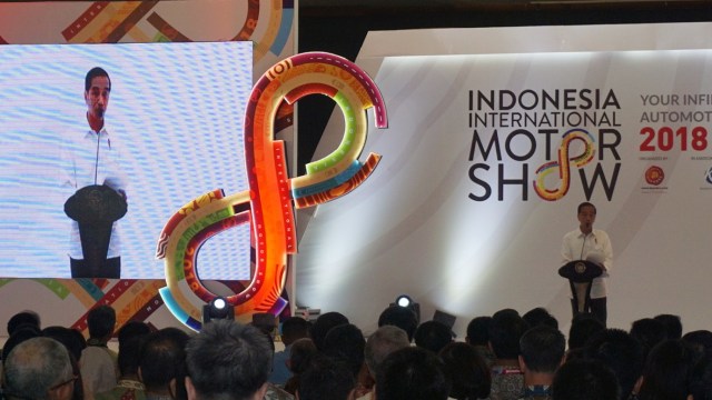 Presiden Jokowi di IIMS 2018 (Foto: Yudhistira Amran Saleh/kumparan)