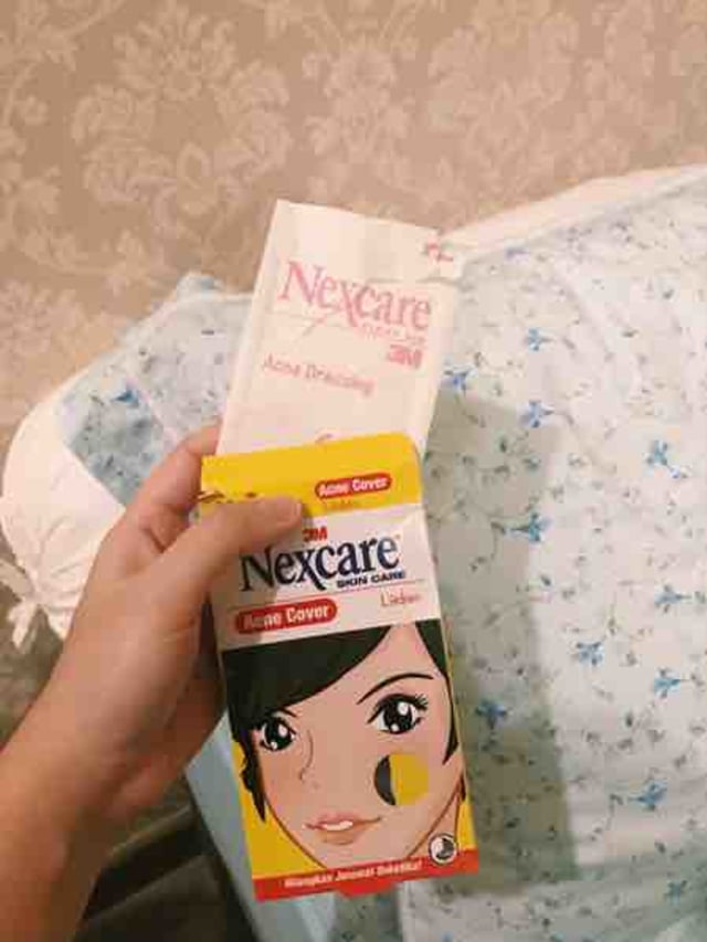 Gunakan Nextcare Acne Cover,Jerawat Kempes Seketika (3)