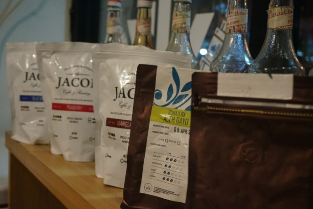 JALAN-JALAN KOPI #1 WARUNG KOPI PAHLAWAN (WKP) (1)