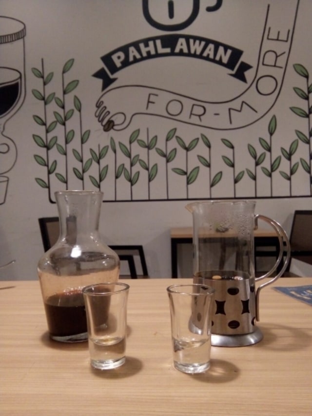 JALAN-JALAN KOPI #1 WARUNG KOPI PAHLAWAN (WKP) (3)