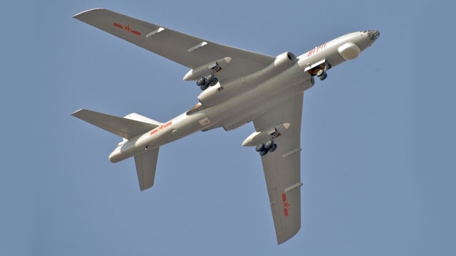 Pesawat H-6K. (Foto: Wikimedia Commons)