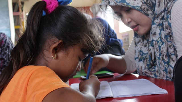 Anak-anak di Rumah Belajar Arnila. (Foto:  Ade Nurhaliza/kumparan)