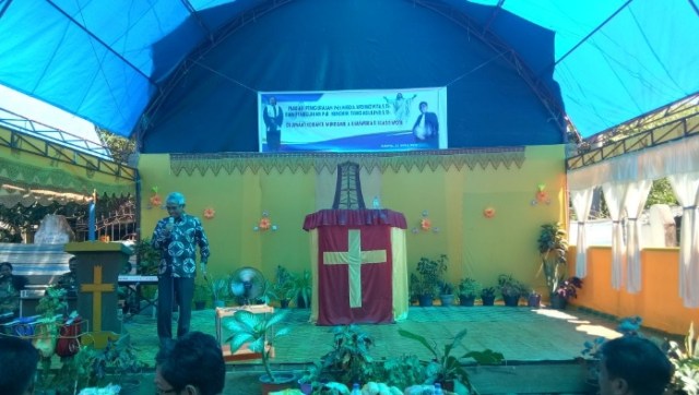 Bupati Luwu Timur Hadiri Penguraian Pendeta Gereja Toraja (1)