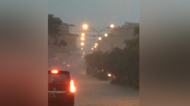 Pasteur BTC Bandung terendam banjir (Foto: Dok. Sutopo BNPB)