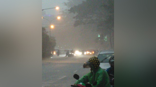 Pasteur BTC Bandung terendam banjir (Foto: Dok. Sutopo BNPB)
