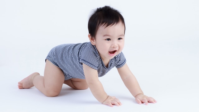 Ilustrasi bayi merangkak.  (Foto: Thinkstock)