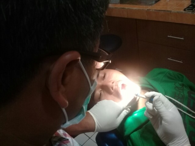 Gigi Bolong dan Patah? Atasi dengan 3M ESPE Composite (1)