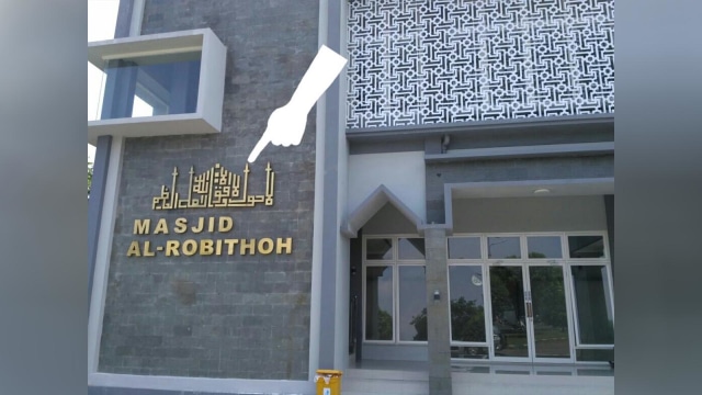 Logo masjid yang disebut mirip salib (Foto: Twitter @NetizenTofa)