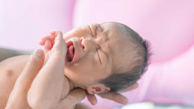 Tanda-Tanda Anak Alergi Vaksin DPT