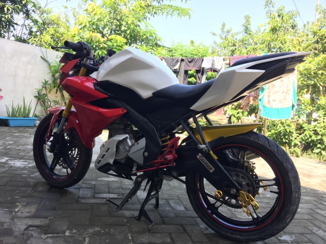 Yamaha Vixion Custom Street Fighter By Ybc Modified Whaeto Cutting Stiker (4)