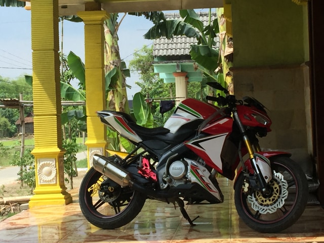 Yamaha Vixion Custom Street Fighter By Ybc Modified Whaeto Cutting Stiker (2)