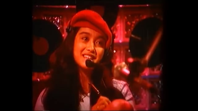 Desy Ratnasari di film 'Olga dan Sepatu Roda' (Foto: YouTube)