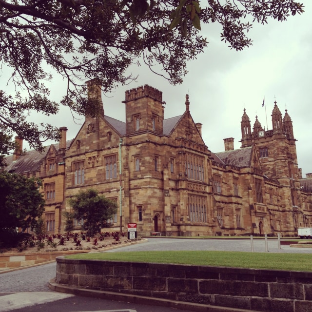 Pendidikan Tinggi: Bisnis Paling Lukratif di Australia (2)